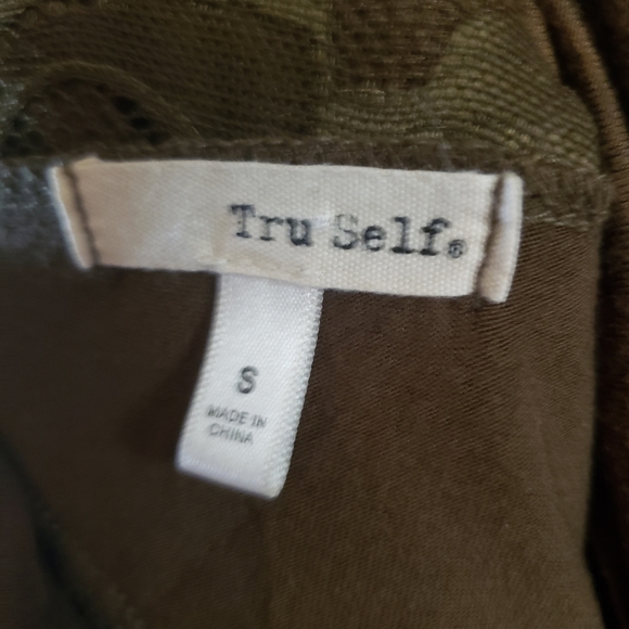Tru Self Olive Green Boho Flared Sleeve Top - Picture 7 of 10